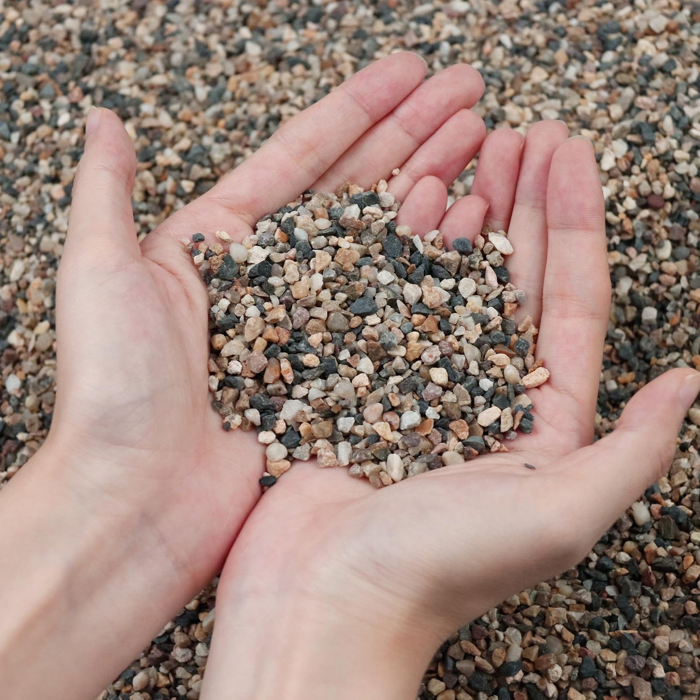 Natural Sand, Multi-Purpose Mixed Silica Sand for Fire Pits, Aquariums, and Landscaping