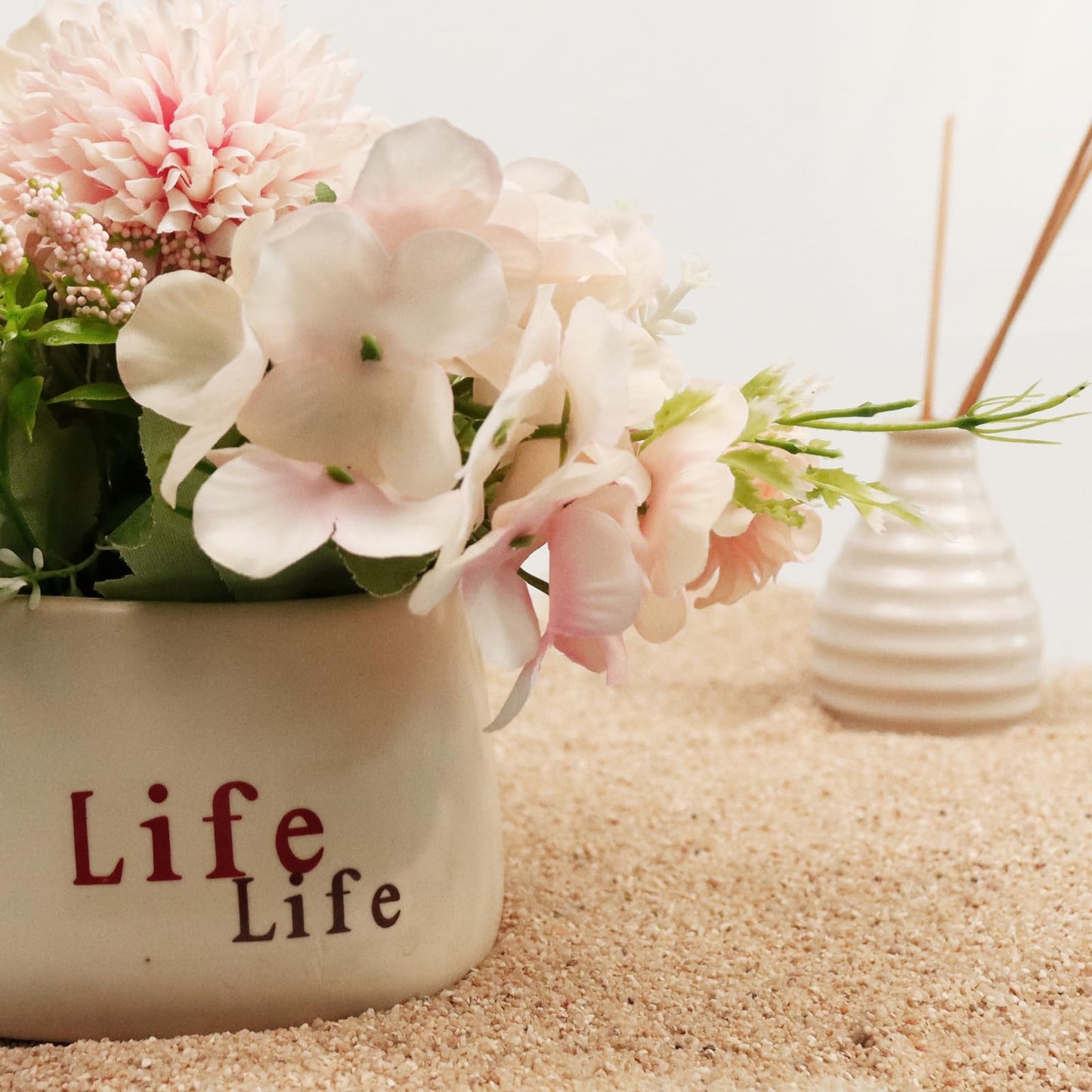 100% Natural Sand, Multi-Purpose Natural Silica Sand for Fire Pits, Aquariums and Landscaping